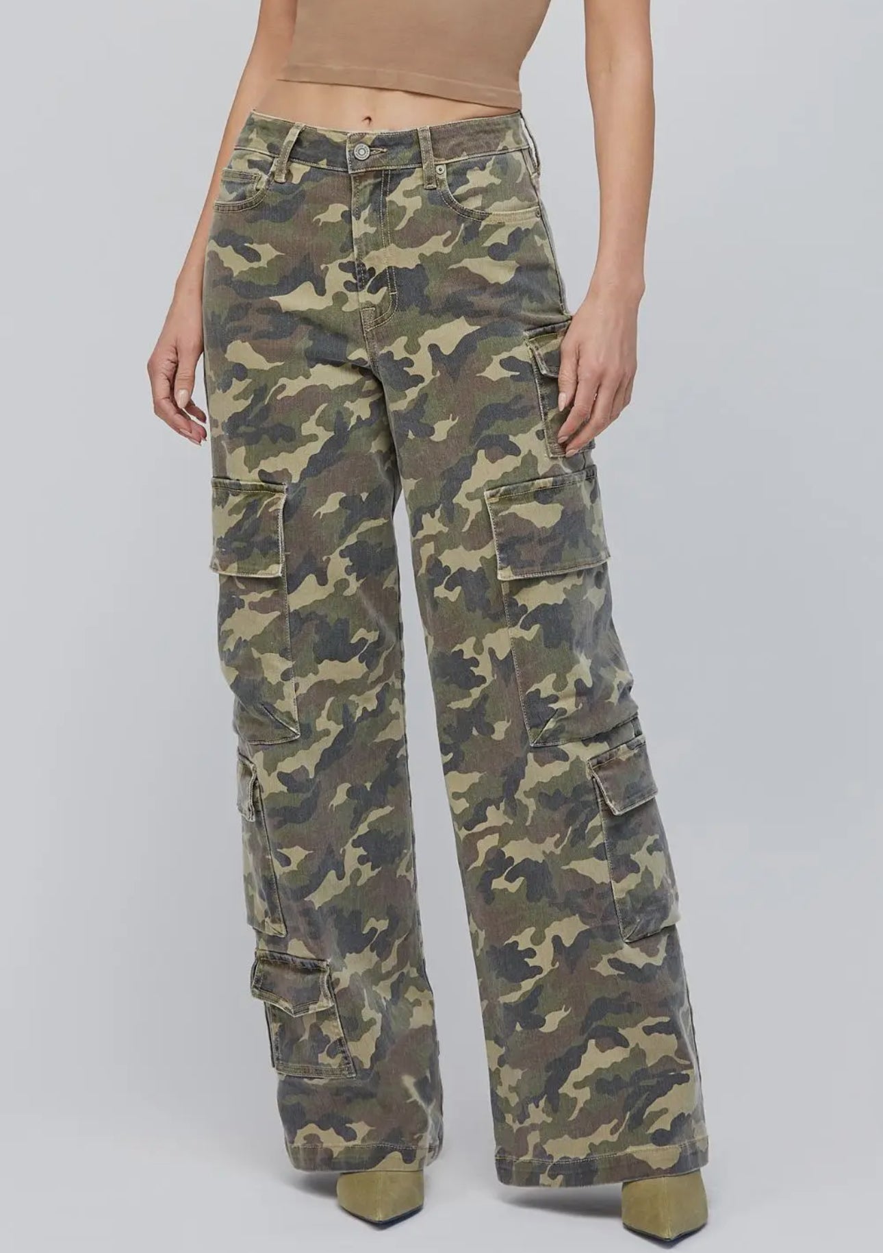 (PRE-ORDER) Camo High Rise Cargo Wide Leg 32” Inseam
